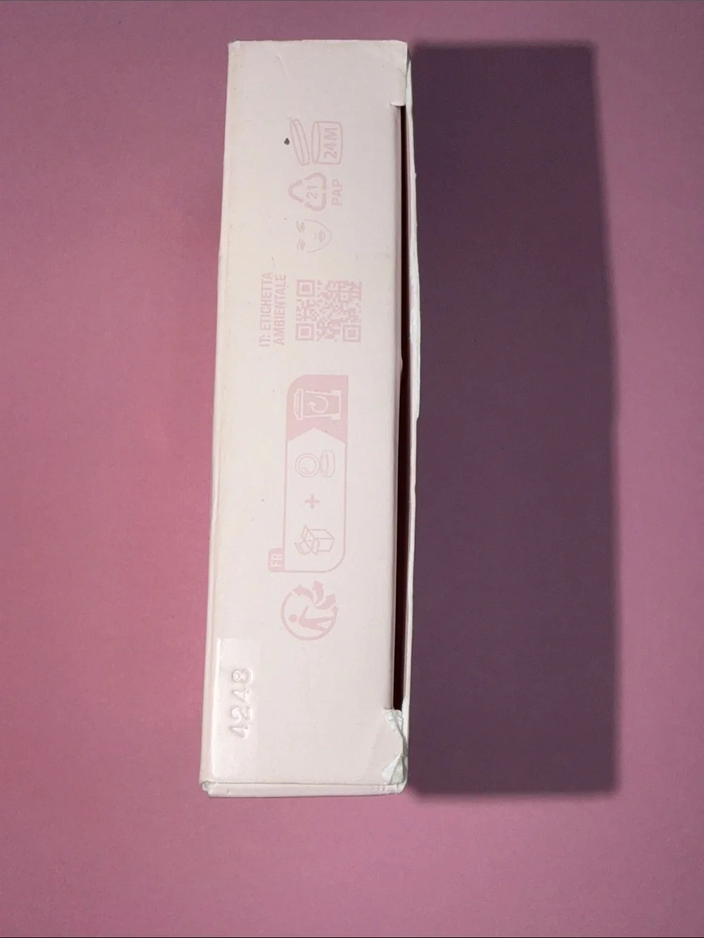 KYLIE COSMETICS   Natural Blur Powder Foundation